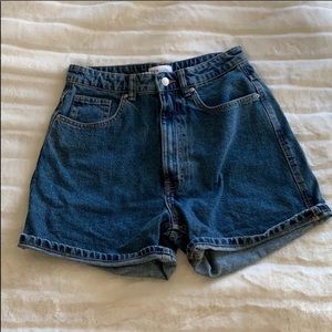 Zara size 6 High waisted jean shorts